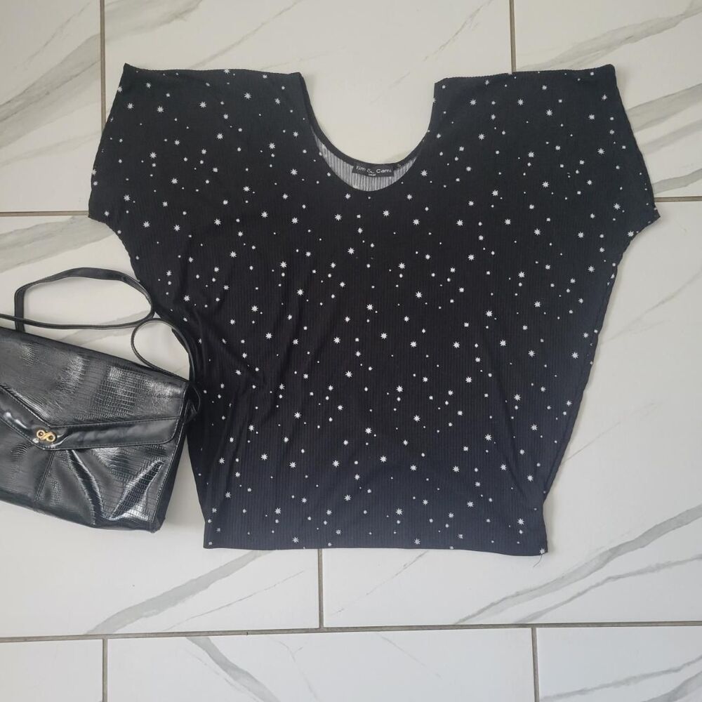Unbranded Women's Black and White Crop-top